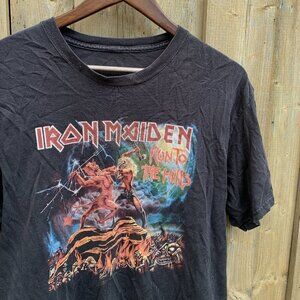 Vintage 2004 Iron Maiden Graphic T Shirt Run To The Hills